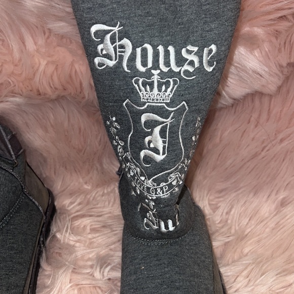 Juicy couture grey boots size 7 - Picture 3 of 9